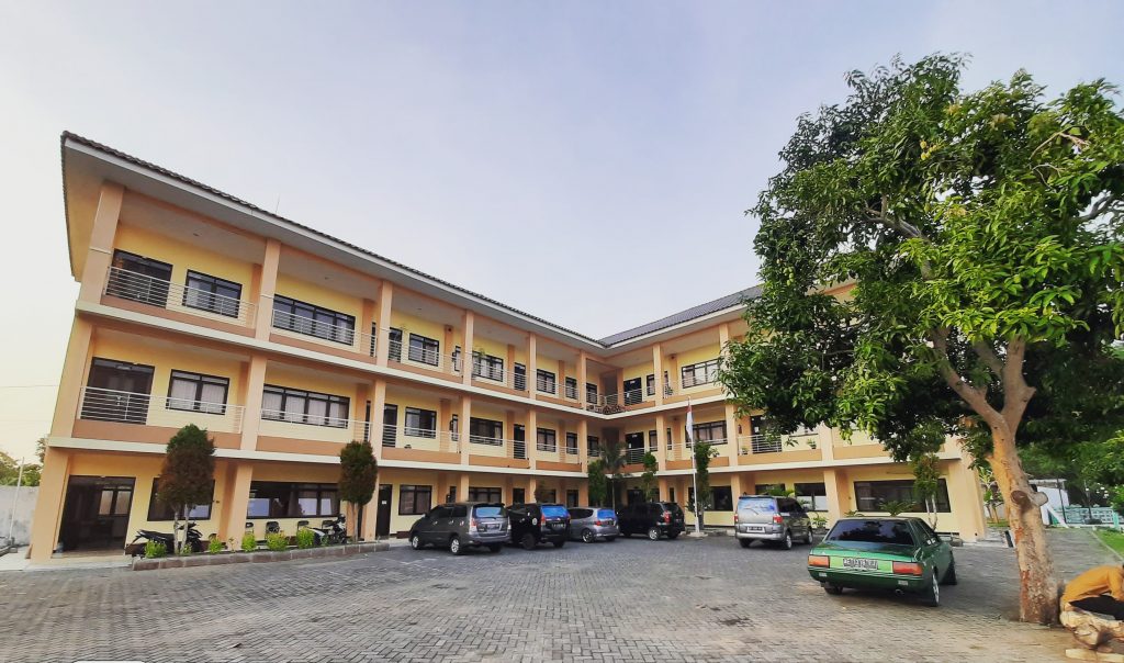 kampus 2 UMMAD Madiun